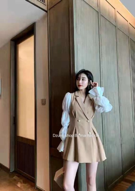 Dẫn đầu xu hướng thời trang mới nhất, Dzung mang đến bộ sưu tập thời trang đằng cấp hàng đầu. Sang trọng và thanh lịch, tối giản nhưng không đơn điệu 